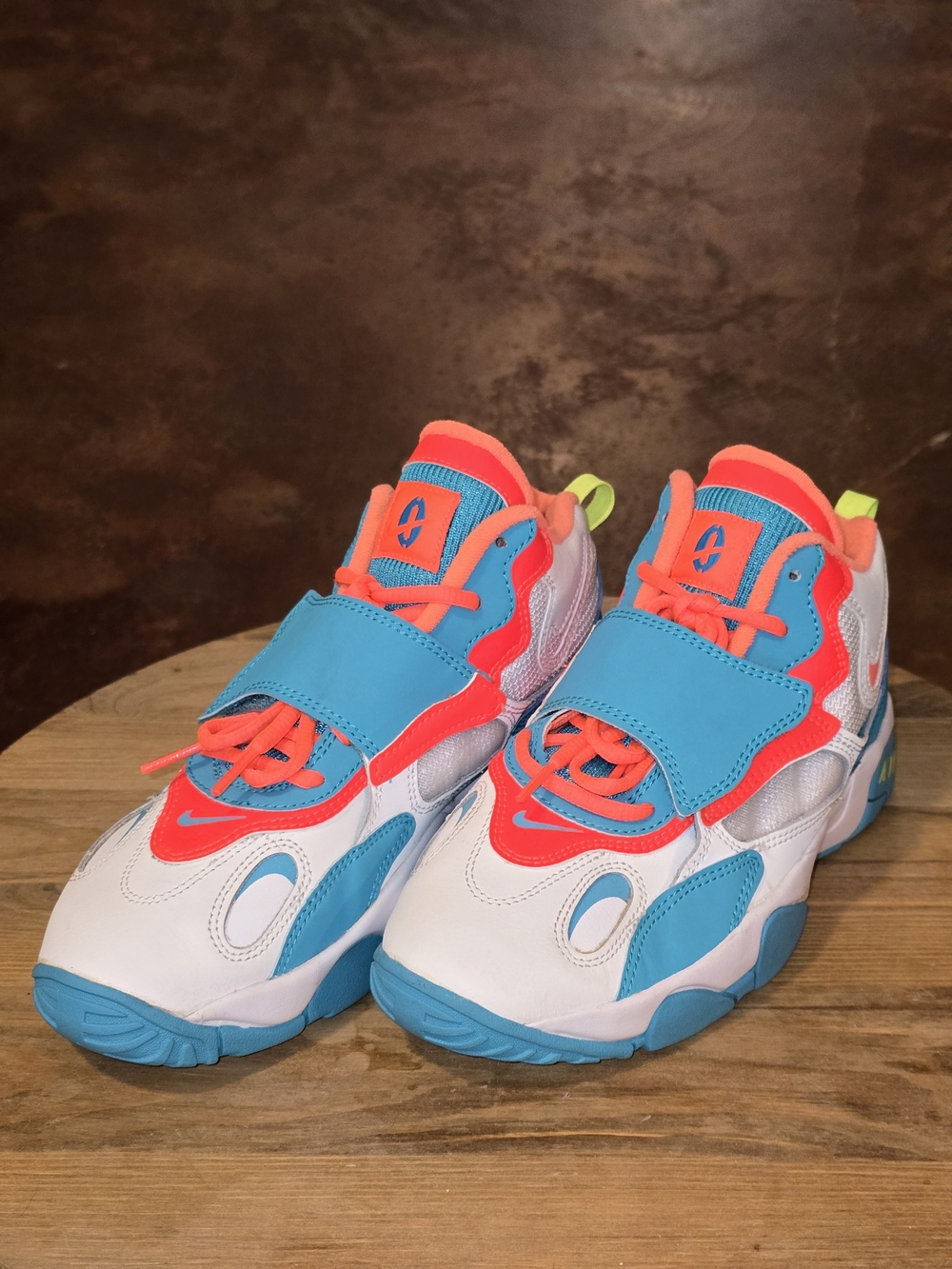 Nike Air Max Speed Turf White Turquoise Total Crimson Mango Youth 6.5 BQ9632-101